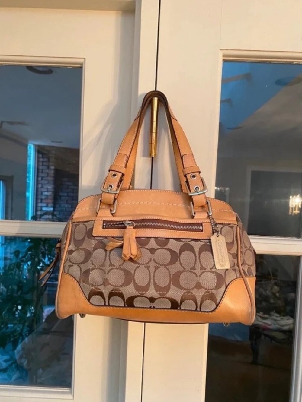 Authentic Coach Hamptons Sig C Satchel Bag